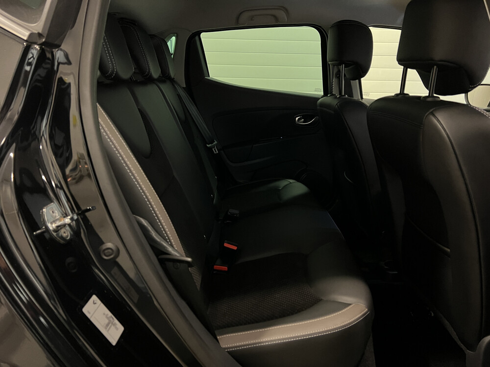 Renault Clio TCe Intens 118PS 2017, SV-949-X