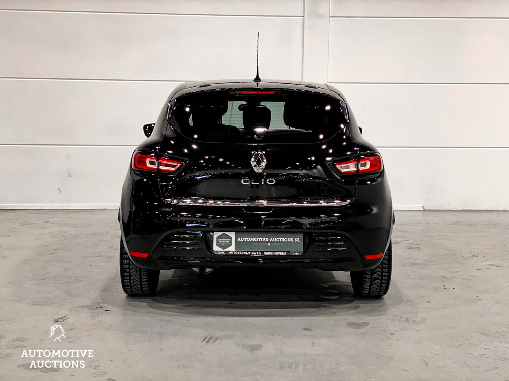 Renault Clio TCe Intens 118PS 2017, SV-949-X