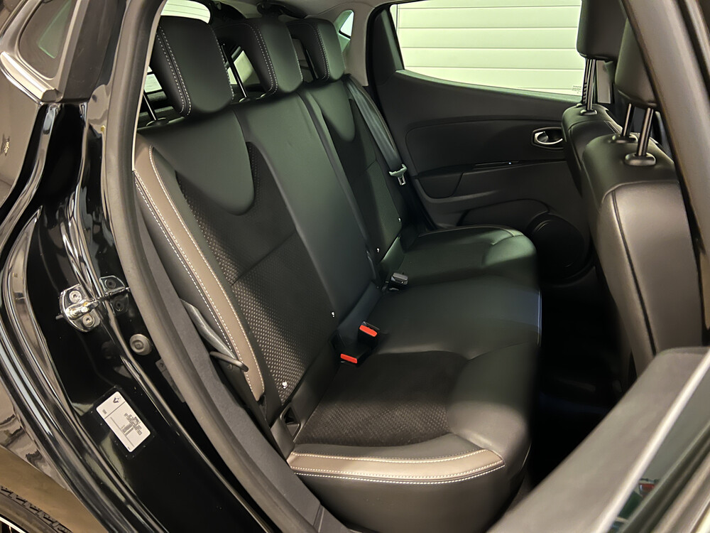 Renault Clio TCe Intens 118PS 2017, SV-949-X