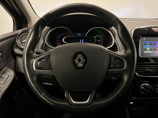 Renault Clio TCe Intens 118pk 2017, SV-949-X