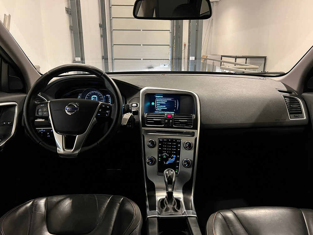 Volvo XC60 D3 R-Design 150pk 2016, XK-208-L