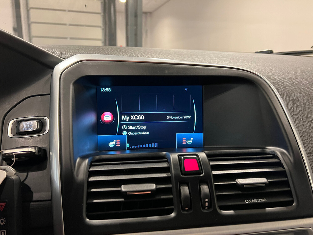 Volvo XC60 D3 R-Design 150pk 2016, XK-208-L