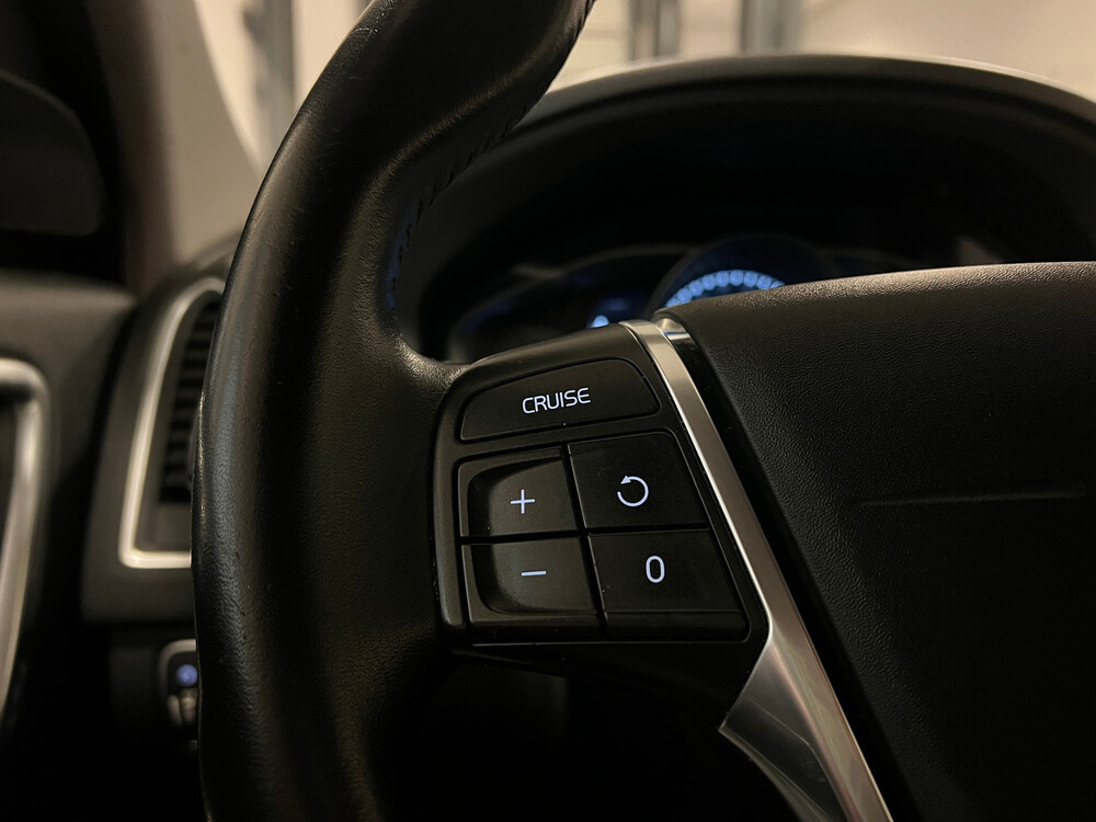 Volvo XC60 D3 R-Design 150pk 2016, XK-208-L