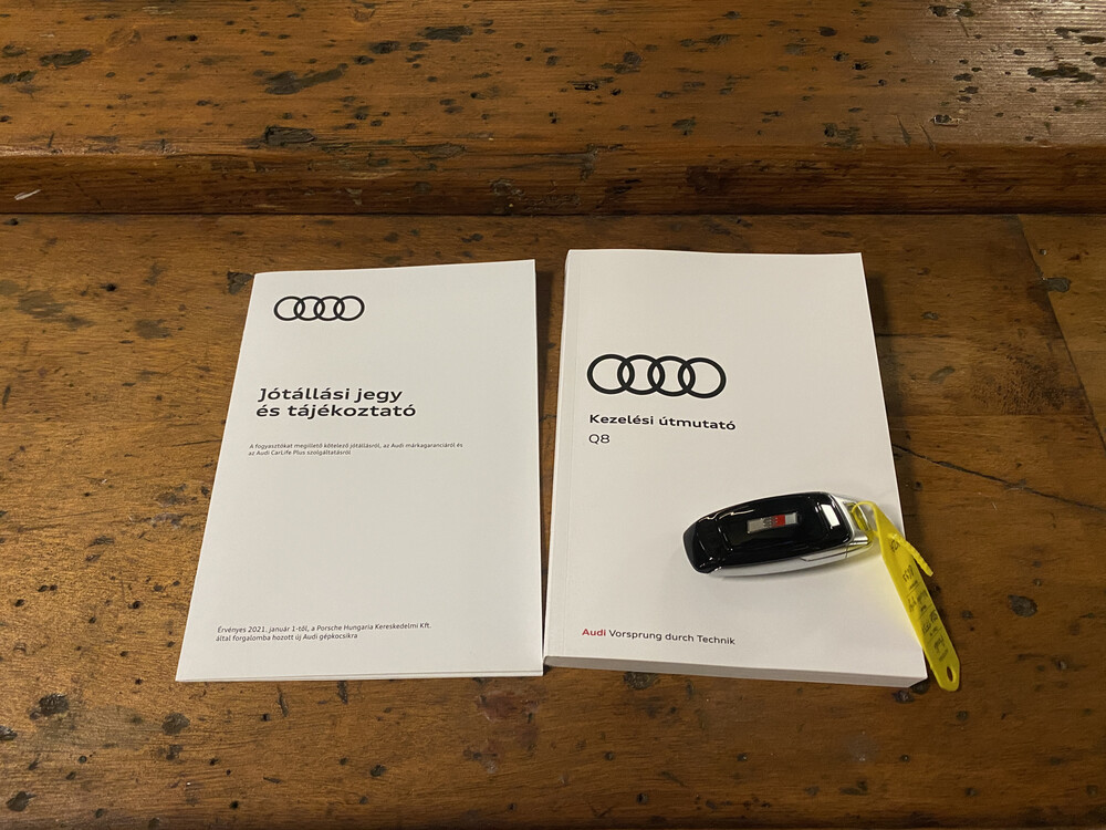 Audi SQ8 4.0 TFSI S-Line Competition Plus Quattro 507hp 2022 -Factory Warranty-.