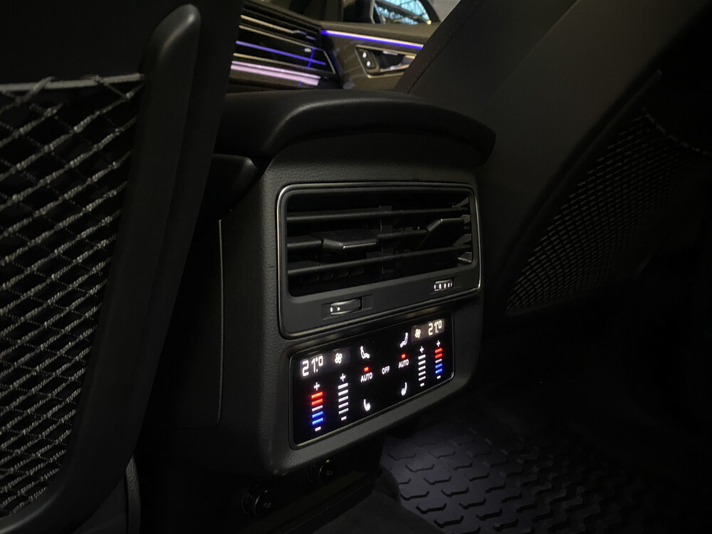 Audi SQ8 4.0 TFSI S-Line Competition Plus Quattro 507hp 2022 -Factory Warranty-.