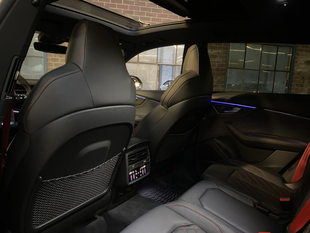 Audi SQ8 4.0 TFSI S-Line Competition Plus Quattro 507hp 2022 -Factory Warranty-.