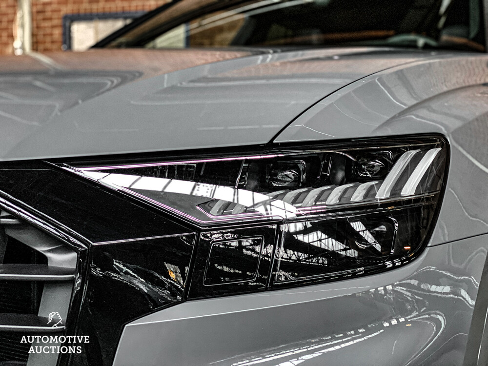 Audi SQ8 4.0 TFSI S-Line Competition Plus Quattro 507hp 2022 -Factory Warranty-.