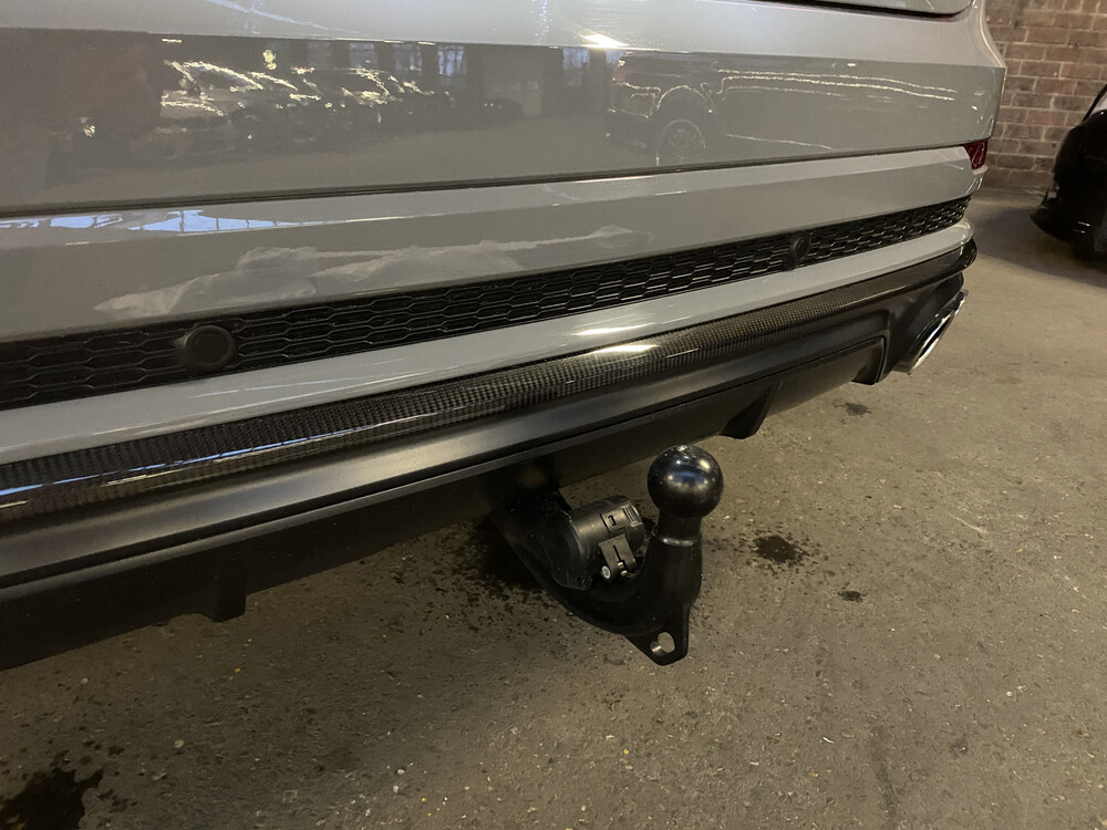 Audi SQ8 4.0 TFSI S-Line Competition Plus Quattro 507hp 2022 -Factory Warranty-.