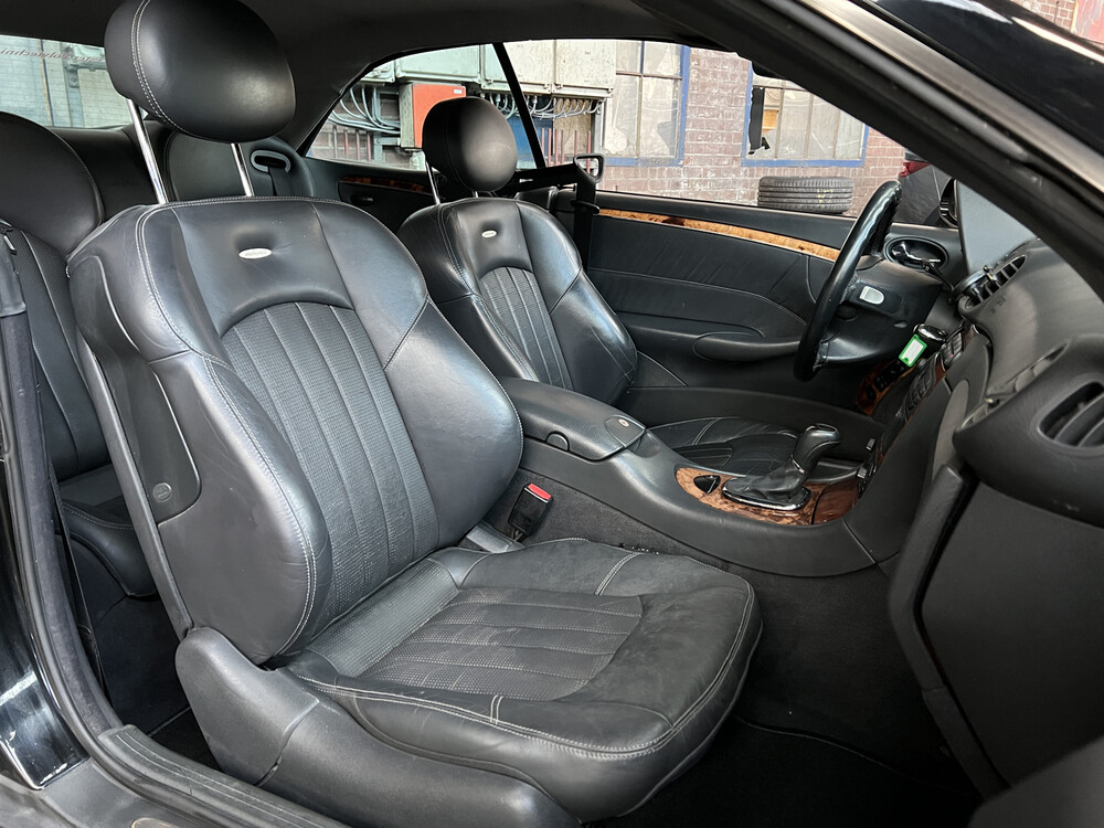 Mercedes-Benz CLK55 AMG V8 350hp 2004 CLK-Class 