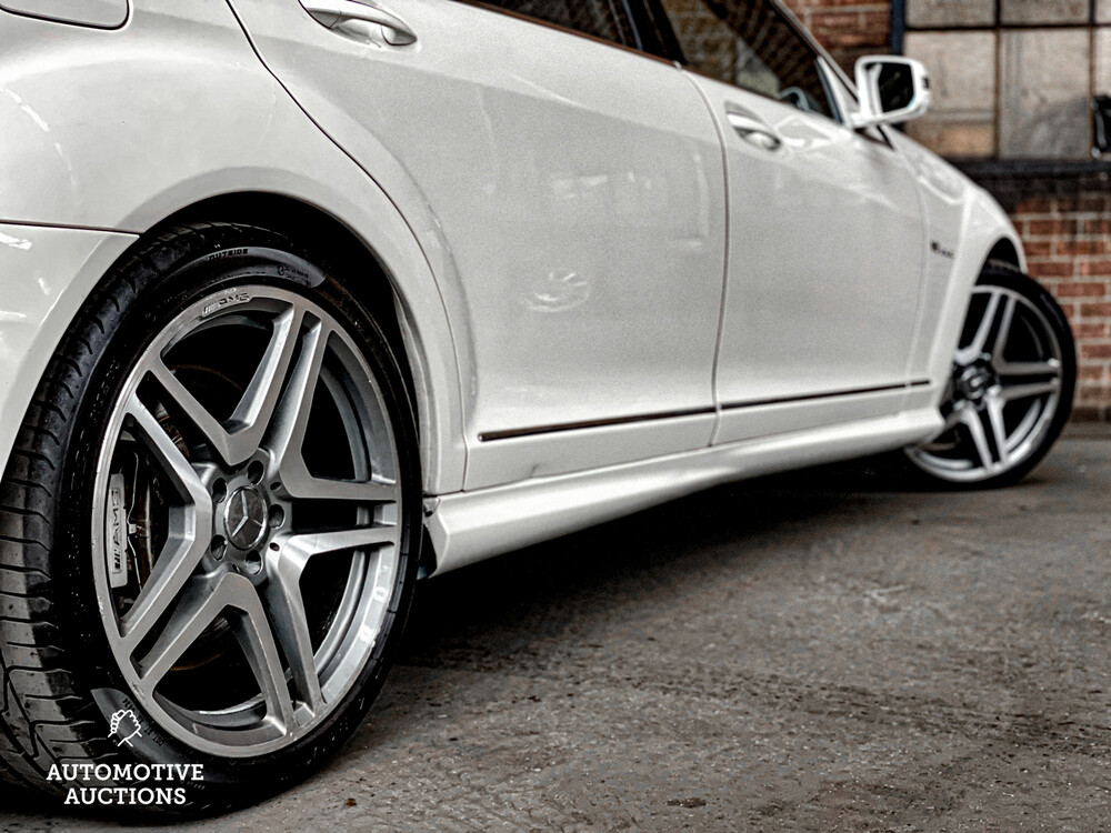 Mercedes-Benz S63 AMG 2LOOK-Edition Special 5.5 V8 S-Class 544hp 2011