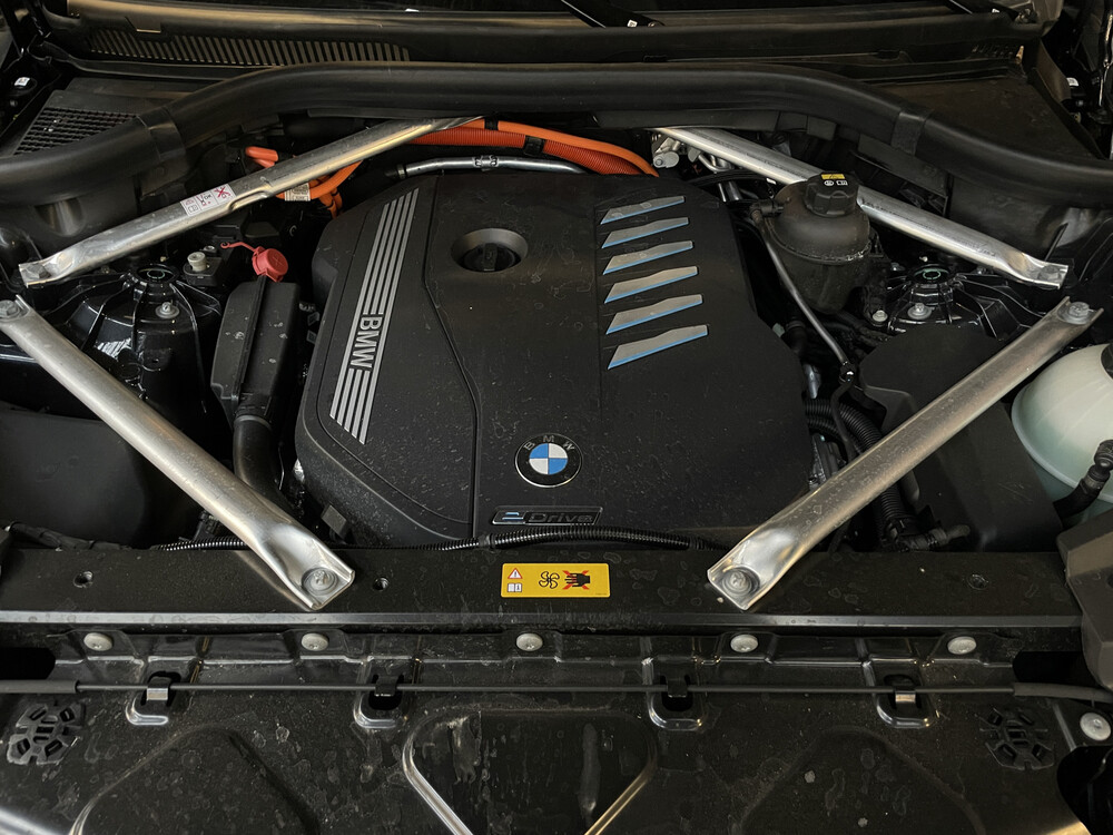 BMW X5 xDrive45e Hybrid 394PS x-Line 394 2022 -Herstellergarantie-