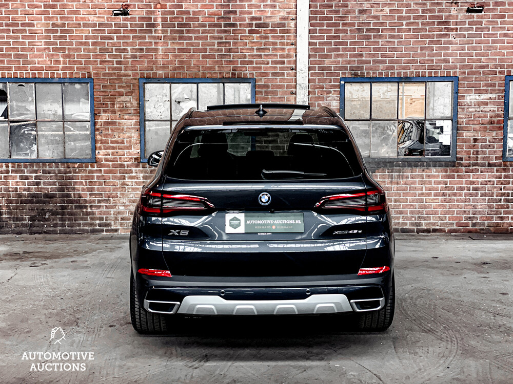 BMW X5 xDrive45e Hybrid 394PS x-Line 394 2022 -Herstellergarantie-