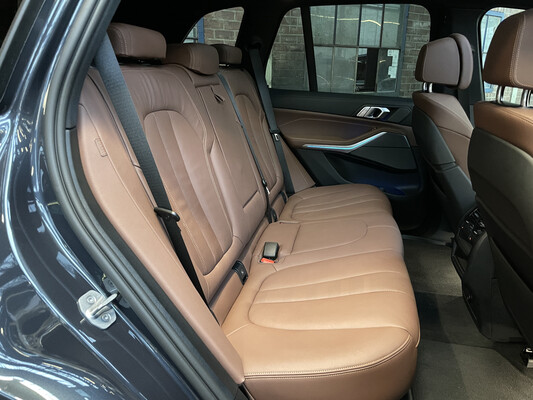 BMW X5 xDrive45e Hybrid 394hp x-Line 394 2022 -Manufacturer's warranty-