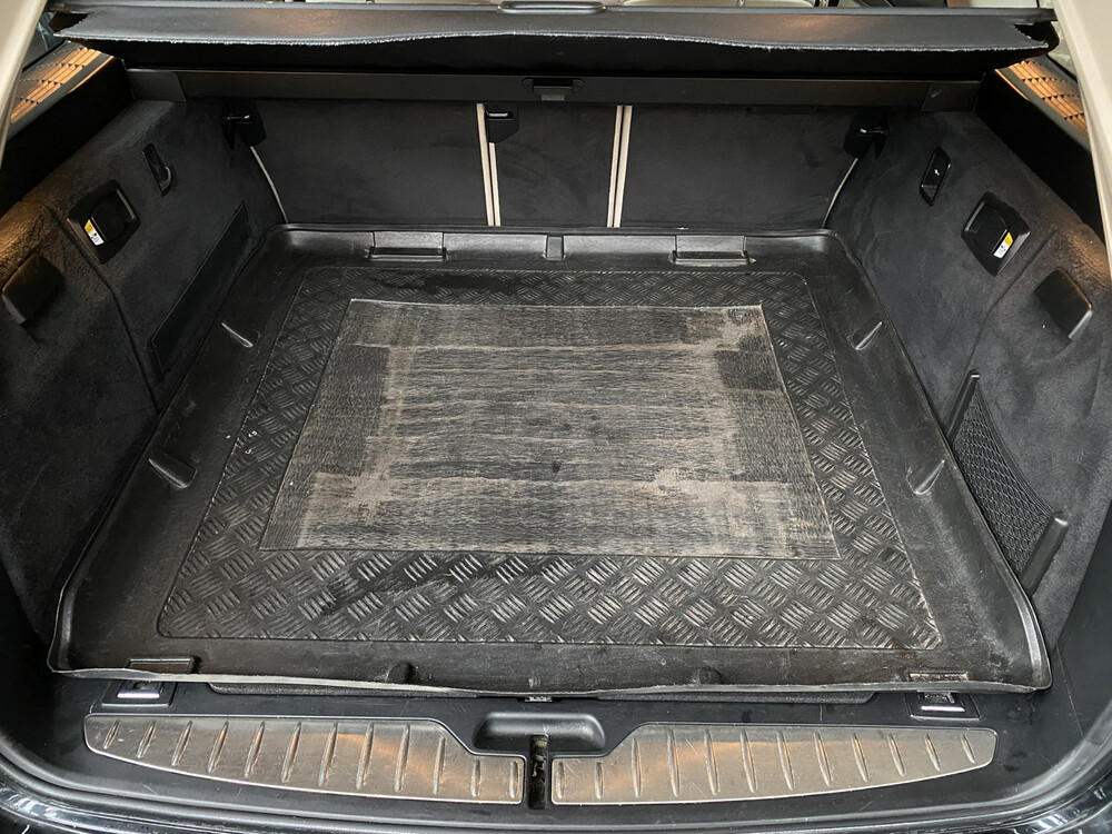 BMW 520d Touring Executive 184hp 2011 5 Series, KL-645-J.