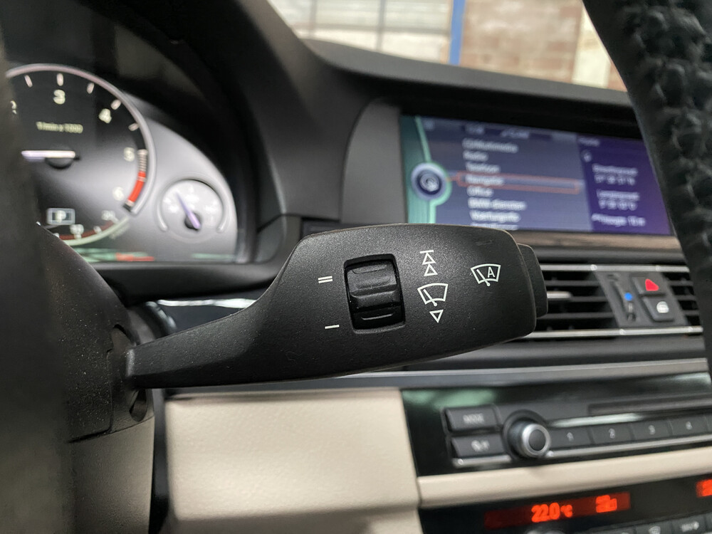 BMW 520d Touring Executive 184hp 2011 5 Series, KL-645-J.