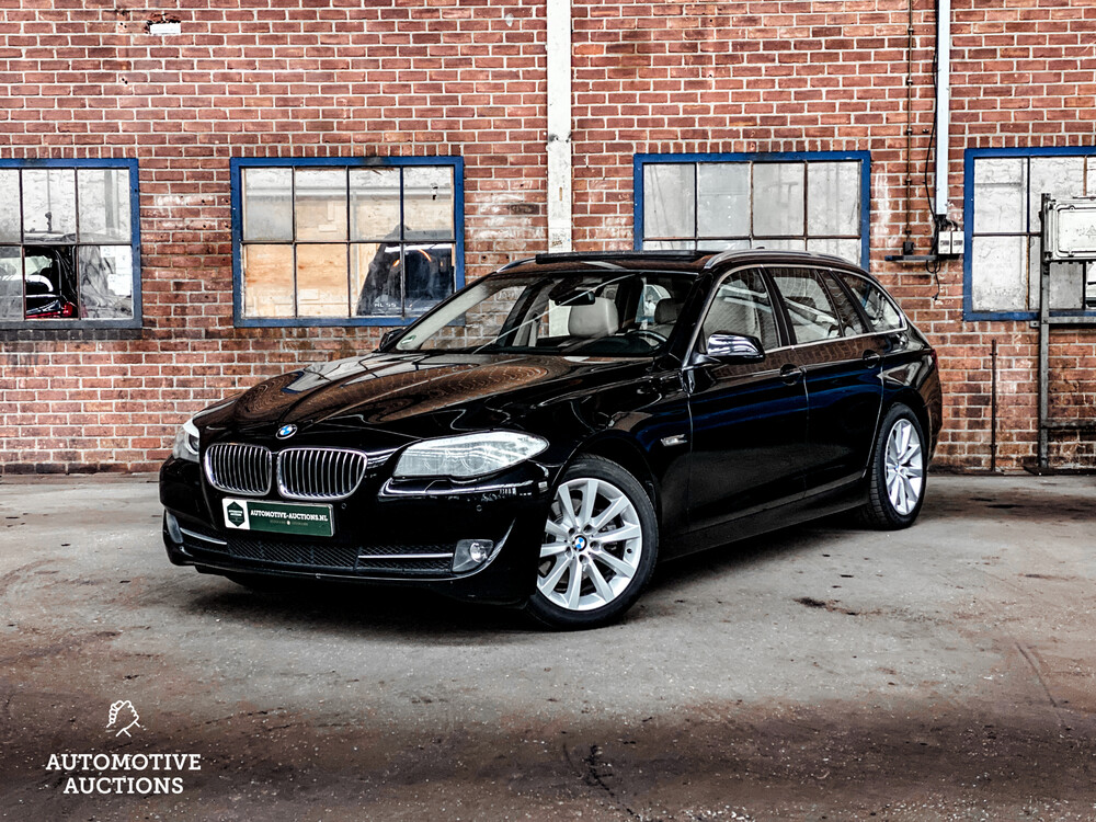 BMW 520d Touring Executive 184hp 2011 5 Series, KL-645-J.