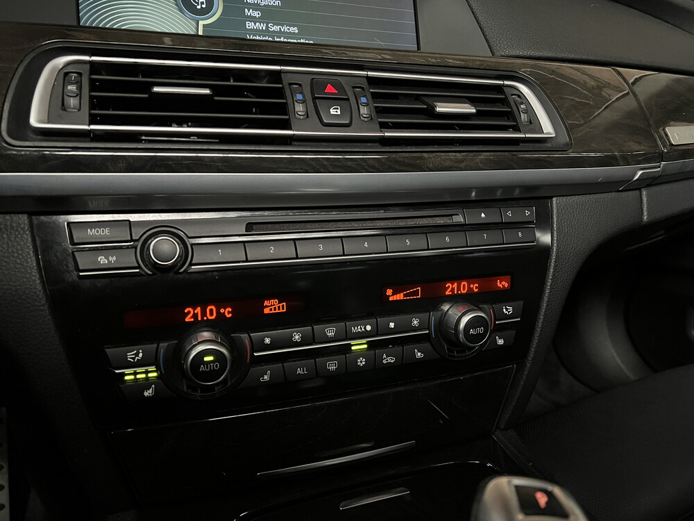 BMW ActiveHybrid7 F04 4.4 465PS 2011