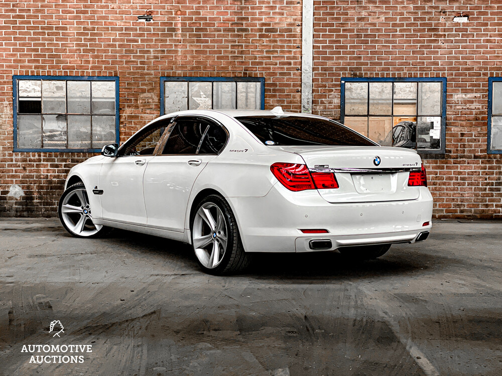 BMW ActiveHybrid7 F04 4.4 465PS 2011