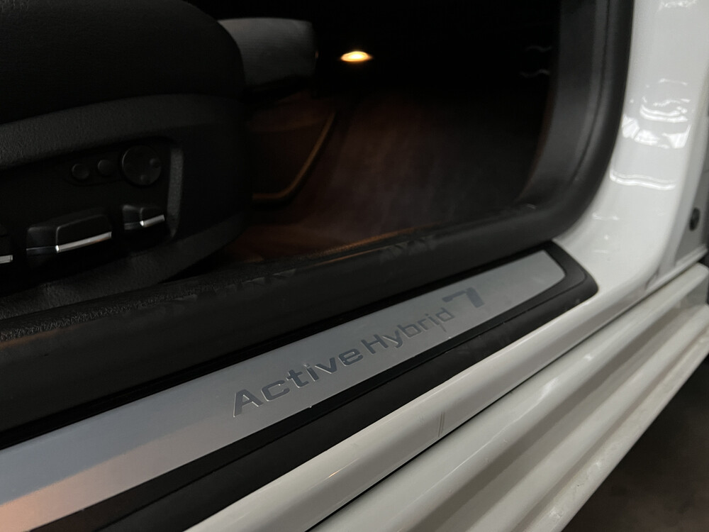 BMW ActiveHybrid7 F04 4.4 465PS 2011