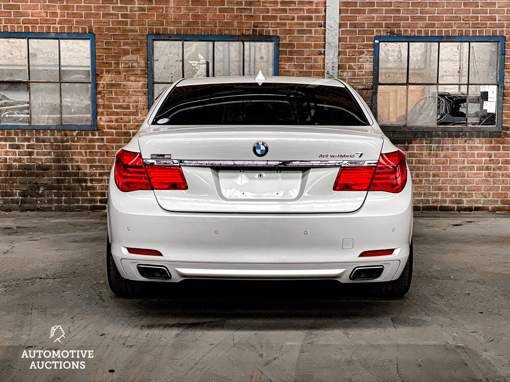 BMW ActiveHybrid7 F04 4.4 465PS 2011