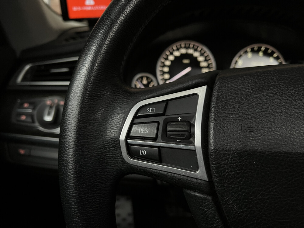 BMW ActiveHybrid7 F04 4.4 465PS 2011