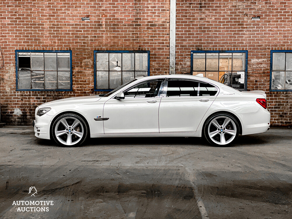 BMW ActiveHybrid7 F04 4.4 465PS 2011