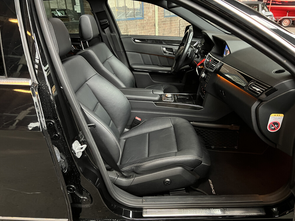 Mercedes-Benz E550 AMG 5.5 V8 E-Klasse 387PS 2010 