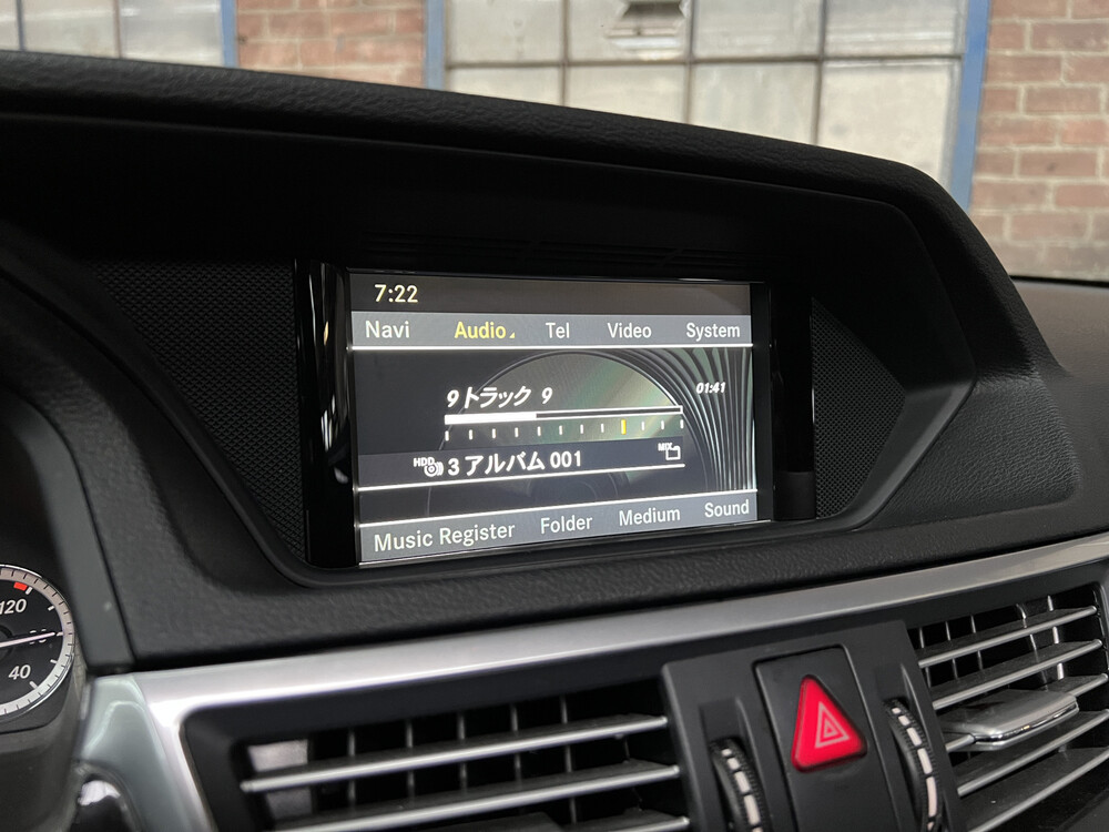 Mercedes-Benz E550 AMG 5.5 V8 E-Klasse 387PS 2010 