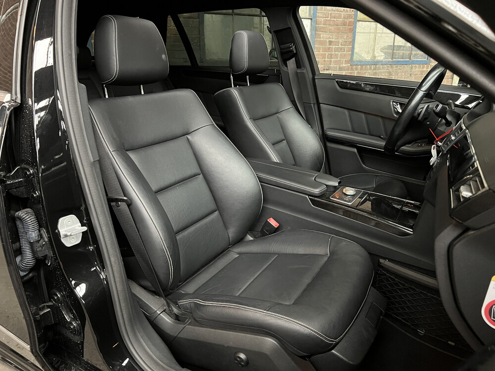 Mercedes-Benz E550 AMG 5.5 V8 E-Klasse 387PS 2010 