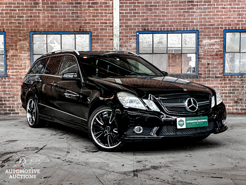Mercedes-Benz E550 AMG 5.5 V8 E-Klasse 387PS 2010 