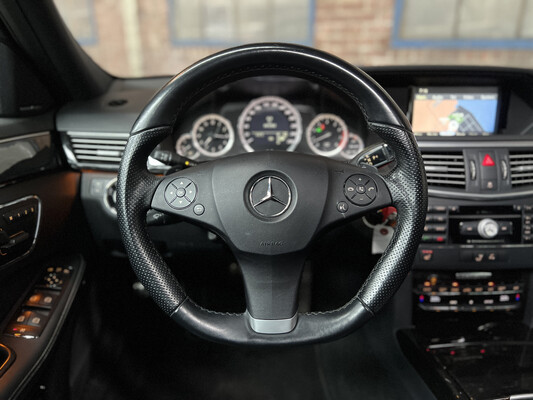 Mercedes-Benz E550 AMG 5.5 V8 E-Class 387hp 2010 