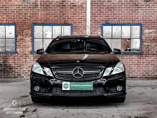 Mercedes-Benz E550 AMG 5.5 V8 E-Class 387hp 2010 