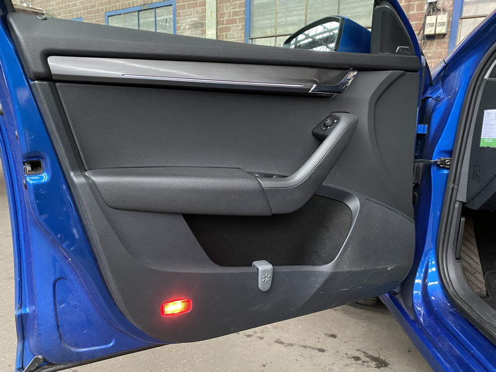 Skoda Octavia Combi TSI Greentch Style Business 116hp 2017 -Orig NL-, PZ-795-K