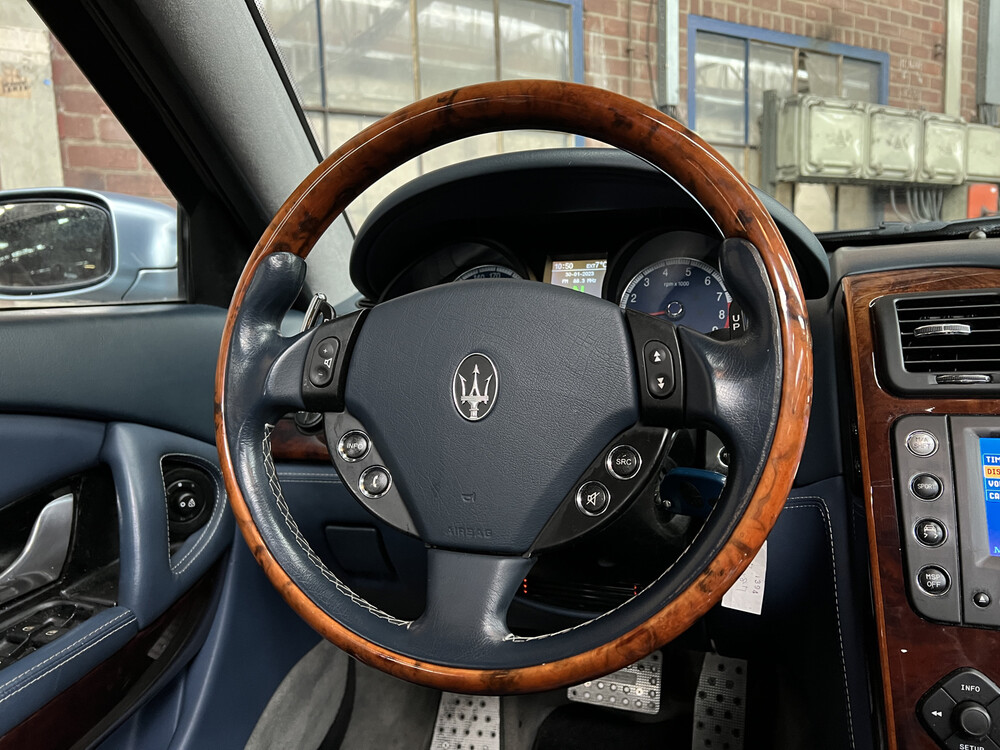 Maserati Quattroporte Sport GT4.2 V8 400 PS 2006.