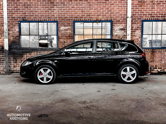 Seat Leon Stylance 102hp 2006 -Orig. NL-, 17-SJ-KK