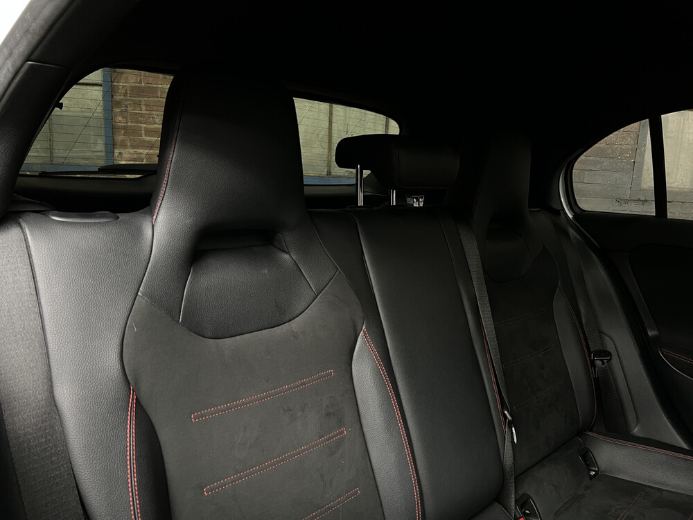 Mercedes-Benz 180d AMG Business Solution MJ-2019 116PS 2018 A-Klasse -Orig. NL-, TL-568-F.