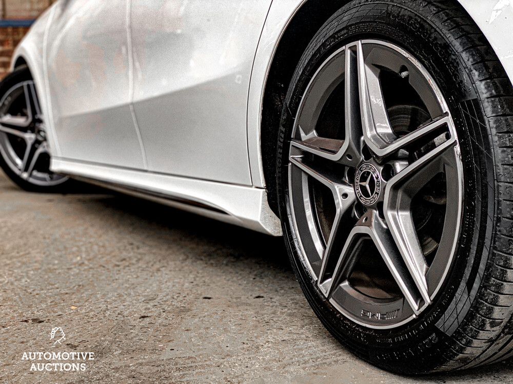 Mercedes-Benz 180d AMG Business Solution MJ-2019 116PS 2018 A-Klasse -Orig. NL-, TL-568-F.