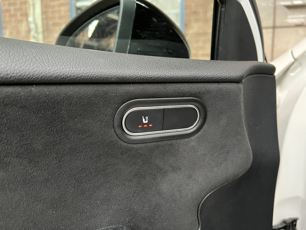 Mercedes-Benz 180d AMG Business Solution MJ-2019 116PS 2018 A-Klasse -Orig. NL-, TL-568-F.