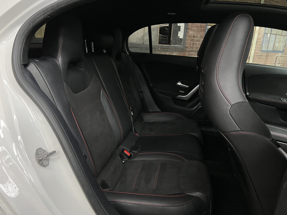 Mercedes-Benz 180d AMG Business Solution MJ-2019 116PS 2018 A-Klasse -Orig. NL-, TL-568-F.