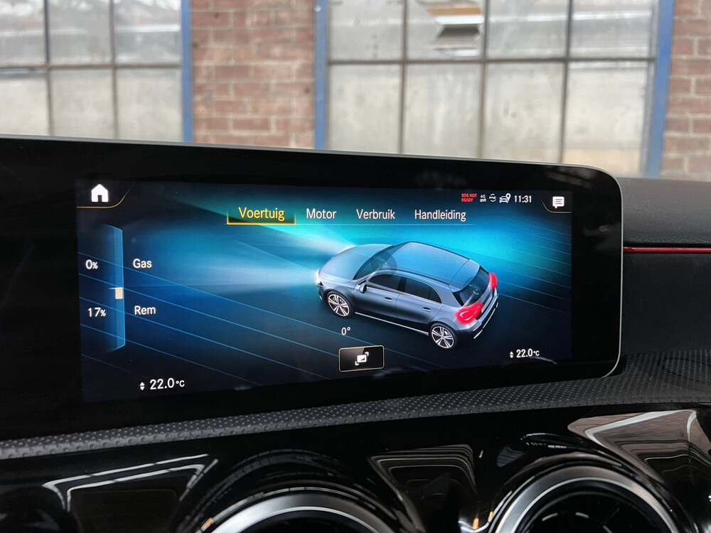 Mercedes-Benz 180d AMG Business Solution MJ-2019 116PS 2018 A-Klasse -Orig. NL-, TL-568-F.