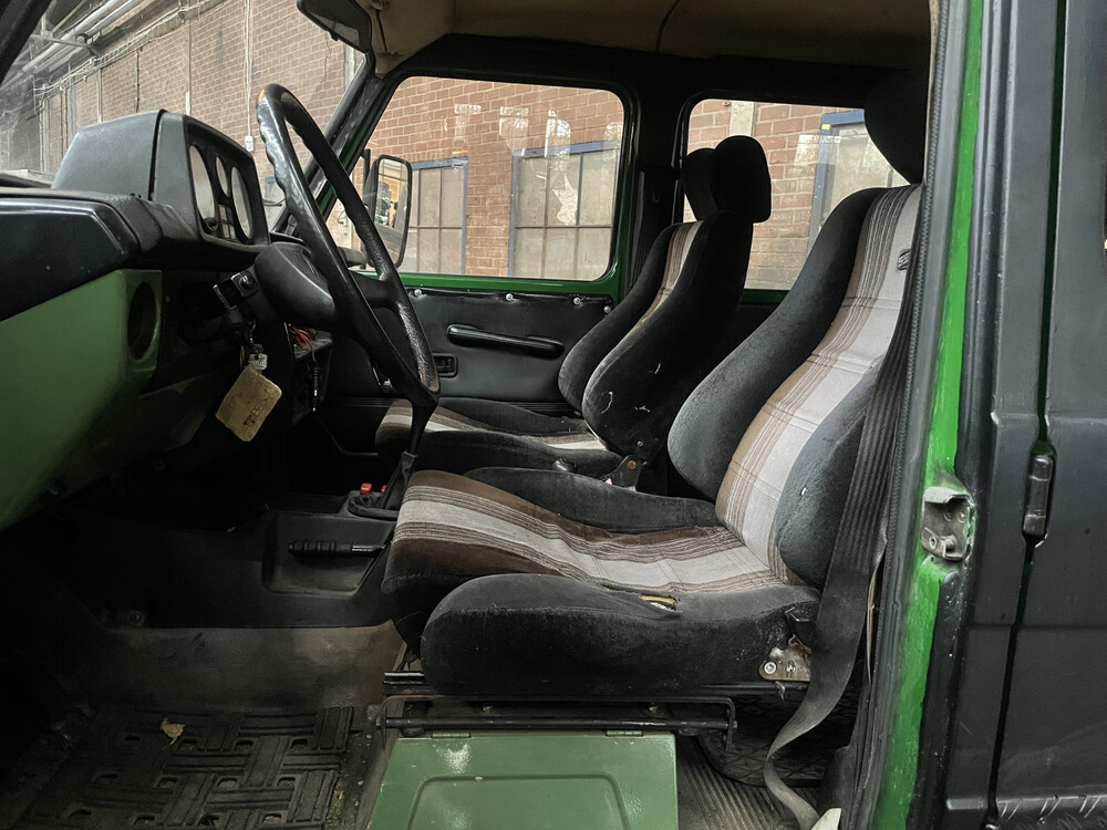 Mercedes-Benz 300gd 88hp 1980 G-Class, R-171-NT