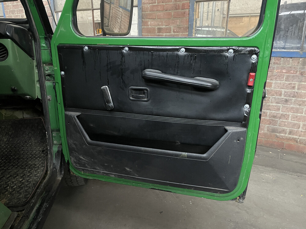 Mercedes-Benz 300gd 88hp 1980 G-Class, R-171-NT