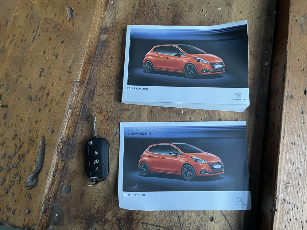 Peugeot 208 111hp 2018.