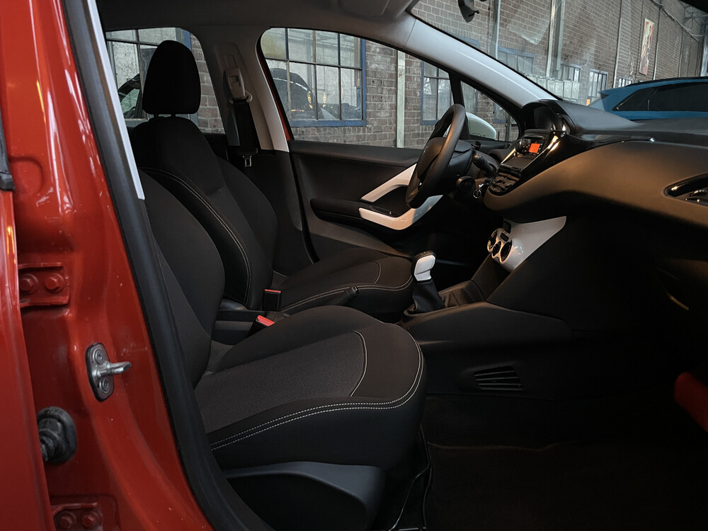 Peugeot 208 111hp 2018.