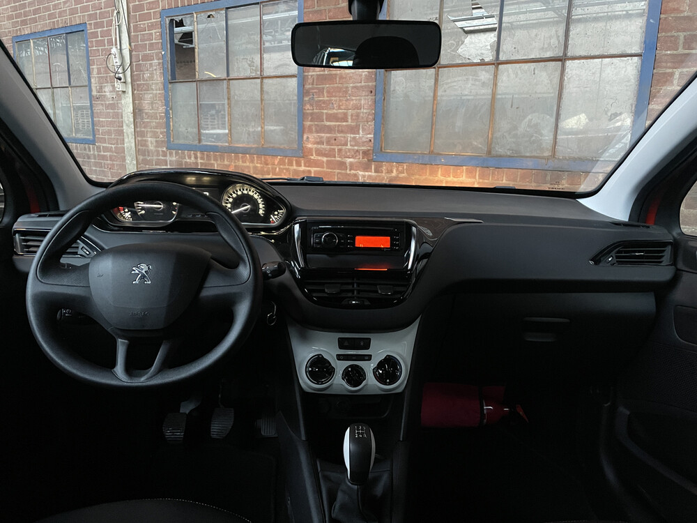 Peugeot 208 111hp 2018.