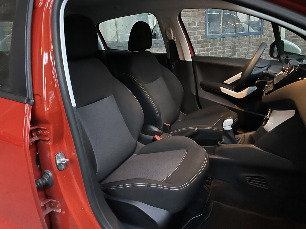 Peugeot 208 111hp 2018.