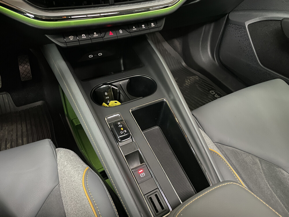 Skoda Enyaq iV 60 179hp 2021 -Factory Warranty-.