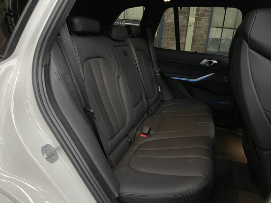 BMW X5 xDrive45e M-Sport 384pk Hybrid 2022 -Fabrieksgarantie-