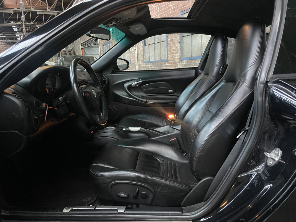 Porsche 911 996 3.4 Carrera 300hp 1999 -Youngtimer-.