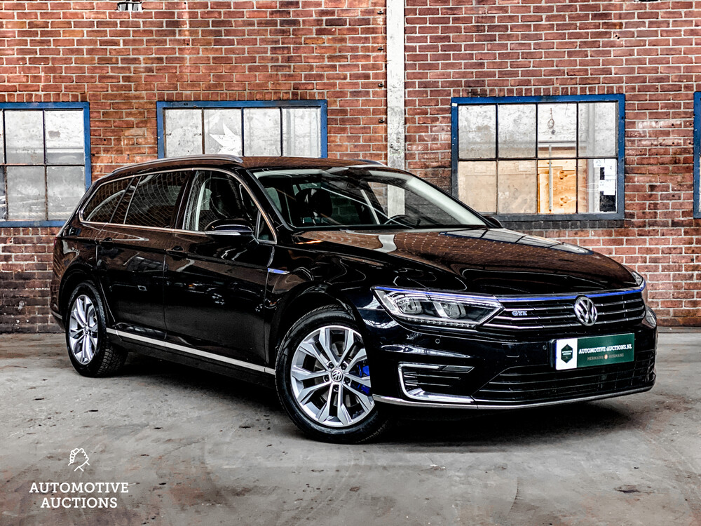 Volkswagen Passat Variant GTE Highline 204PS 2015 -Orig. NL-, HS-745-X
